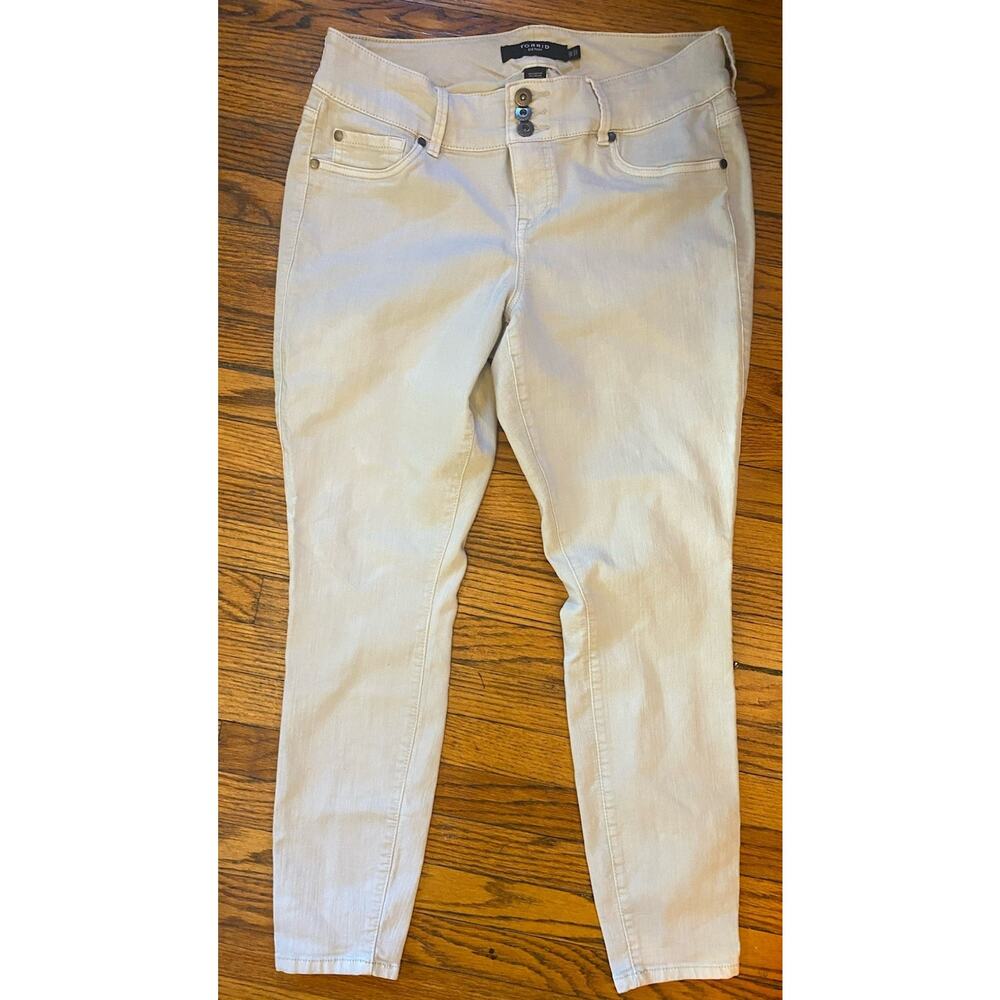 Torrid Buttonfly Denim Jeans Women’s 14R Beige